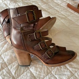 Freebird Bianca size 9